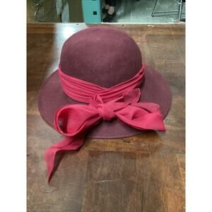 Gwen Pennington Exclusive Splendide 100% Wool Hat With Bow